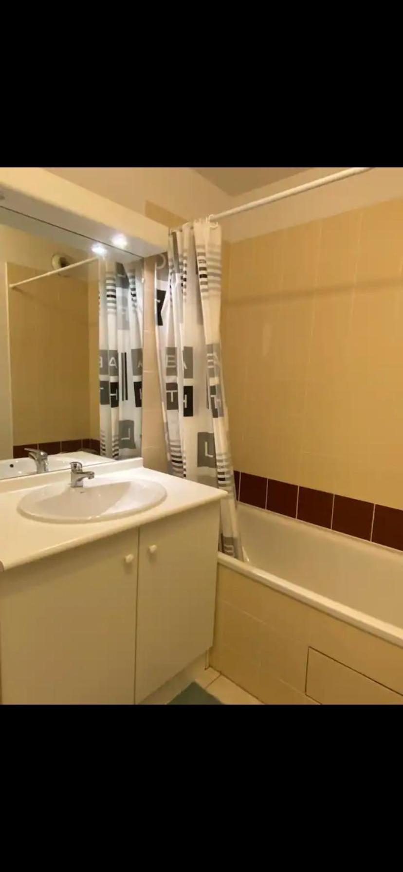 Appartement Calme Centre Ville Avec Place Parking Лимож Экстерьер фото